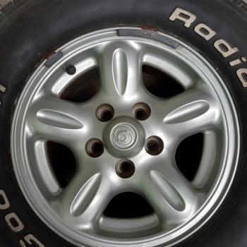 SSANYONG 6x14 5x114.3 ET20 CB63.1