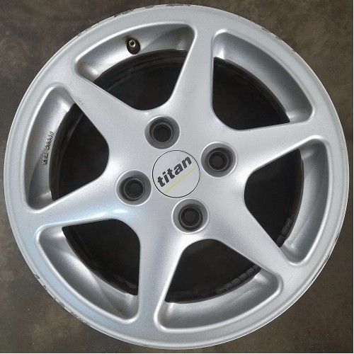 TITAN 6x15 4x114.3 ET40 CB70.4