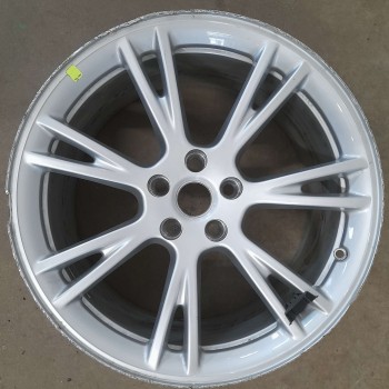 TESLA 9.5x19 5x114.3 ET45 CB64.1