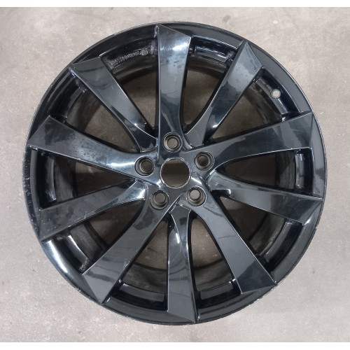 Platin 9x19 5x114.3 ET45 CB64.1