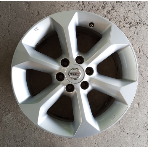 Nissan 7x17 6x114.3 ET30 CB66.1