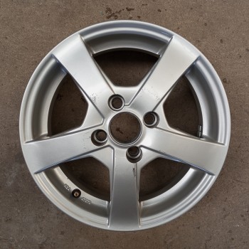 Dezent 5.5x14 4x100 ET35 CB60.1