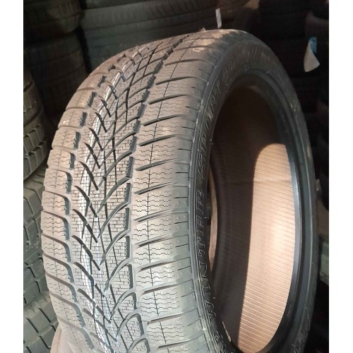 205/45R17 Dunlop SP Winter Sport 4D RSC