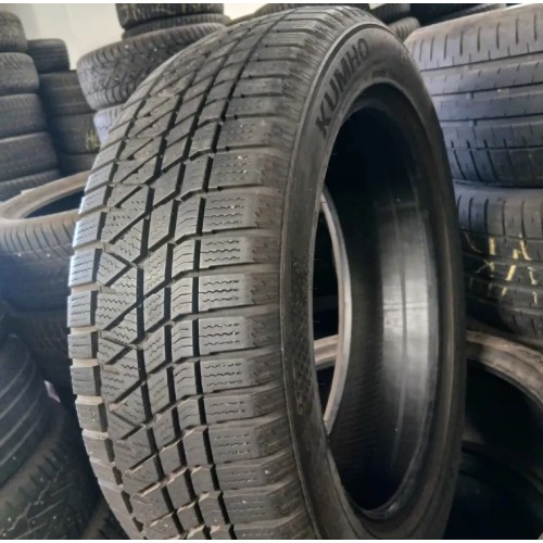 225/55R19 KUMHO Wintercraft Ws 71