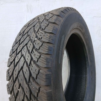 215/65R16 Dunlop SP Arctic M4