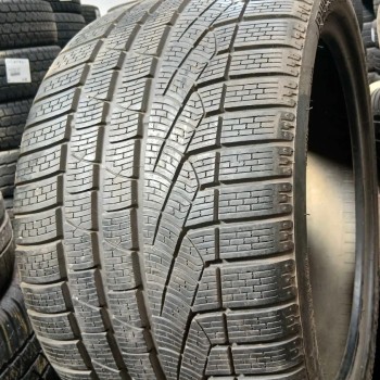 295/30R19 Pirelli SottoZero Winter 240 Serie ll