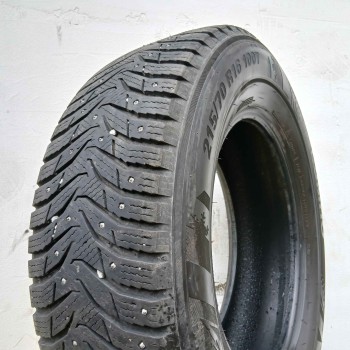 215/70R16 Kumho WinterCraft Ice WS31