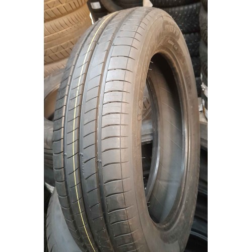 215/45R20 Michelin E Primacy