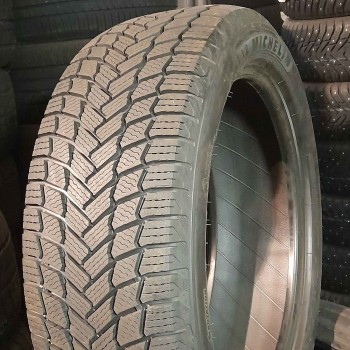 225/50R19 Michelin X-Ice Snow