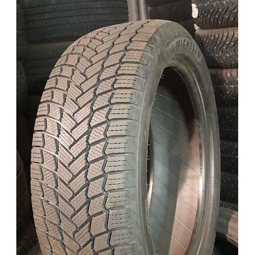 225/50R19 Michelin X-Ice Snow