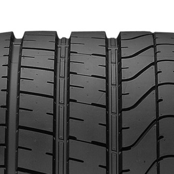 295/30R18 Pirelli P Zero Asimmetrico