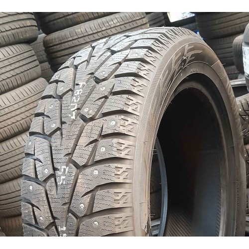 255/65R17 Yokohama Ice Guard Stud IG55