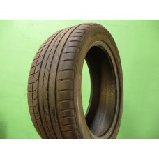 255/40R19 Good Year F1 asymetric