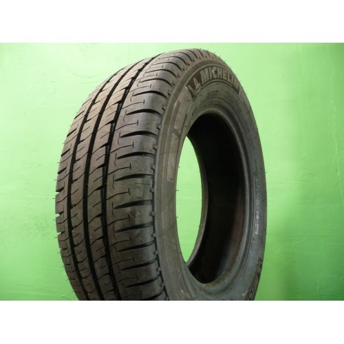 215/65R15C Michelin Agilis