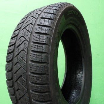 215/60R16 Pirelli SottoZero 3
