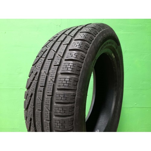 245/45R17 Pirelli Sottozero Winter 210 Serie 2