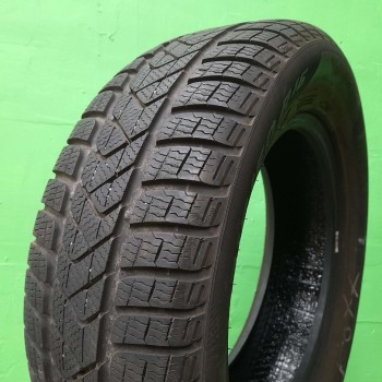225/55R18 Pirelli Winter Sottozero 3
