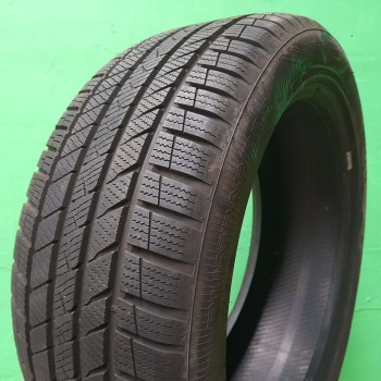 225/45R17 Vredestein Quatrac Pro