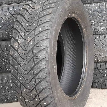 205/60R16 Yokohama Ice Guard IG65