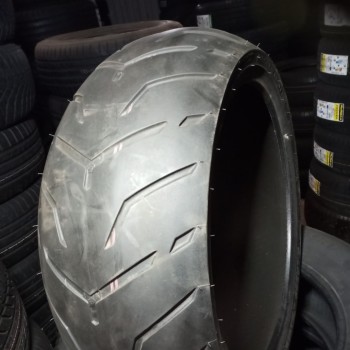 240/40R18 Dunlop Harley Davidson D407