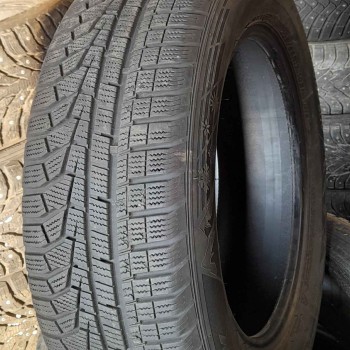 235/60R18 Hankook W320A