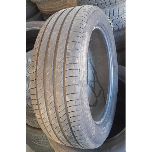 215/55R18 Michelin Primacy 4